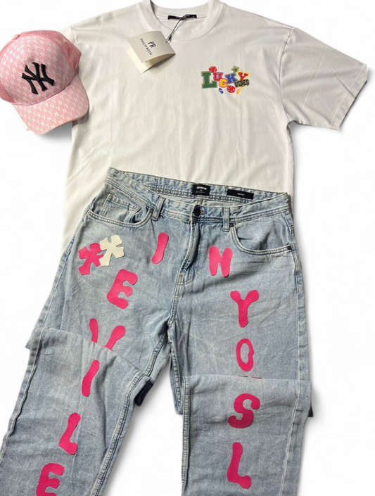 Ensemble T-shirt Lucky Vibes + Jean BIY + casquette "Ney York pink"